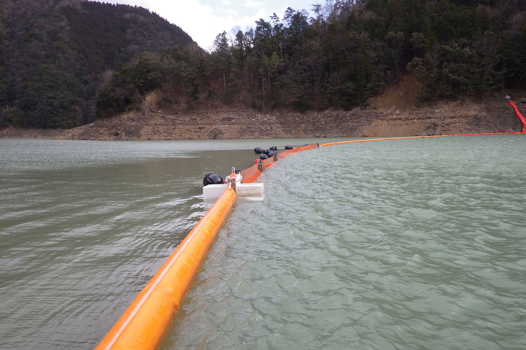 浮沈式濁水対策フェンス