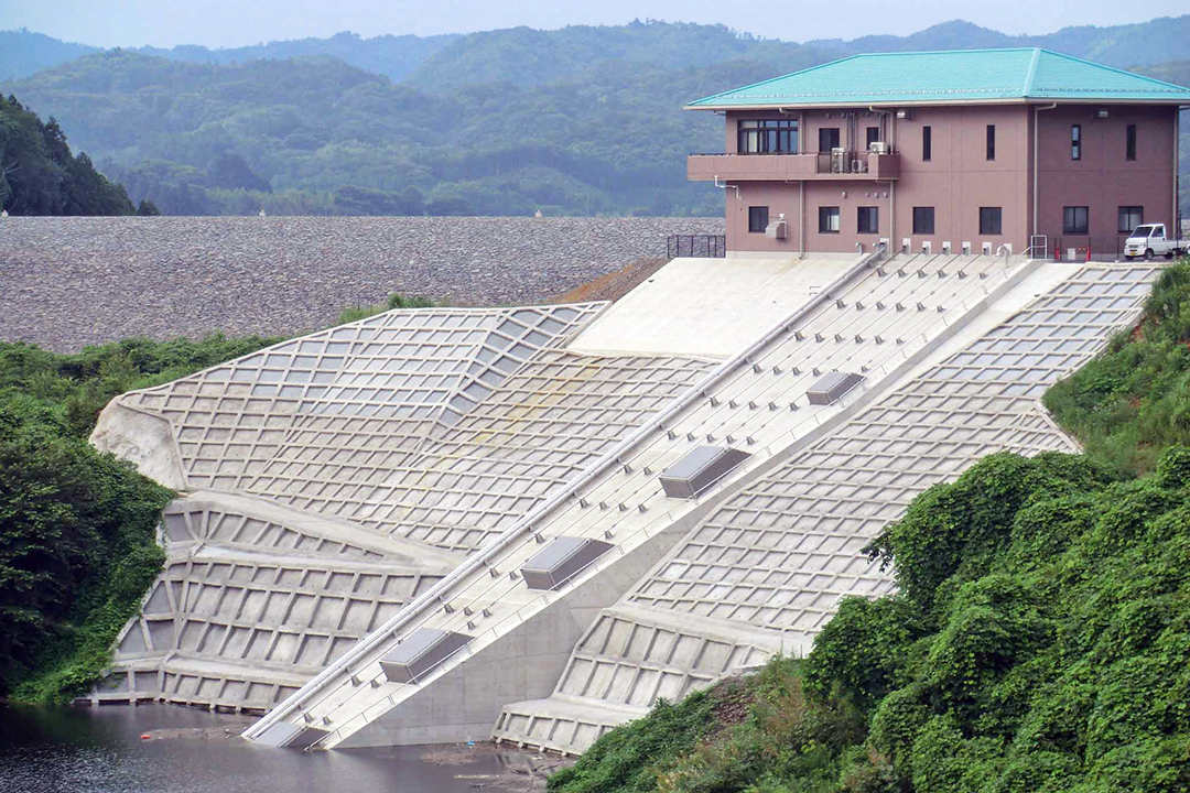 御前山ダム