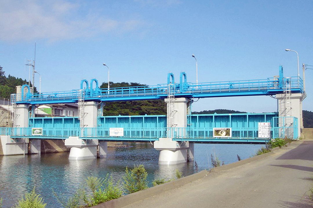伊里前川防潮水門