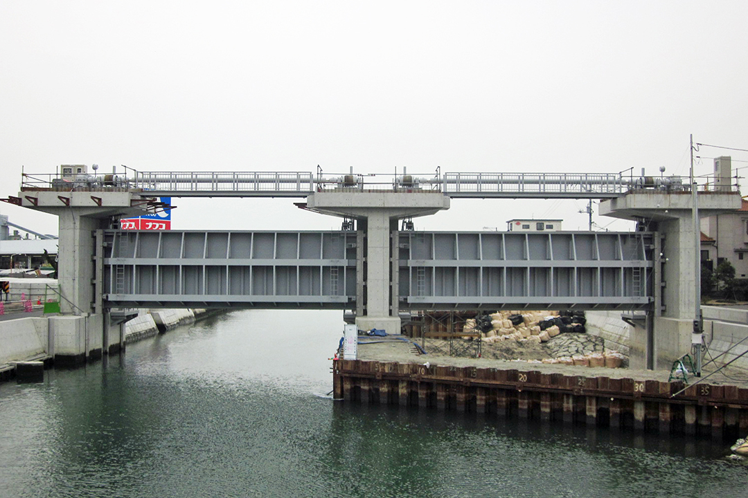羽原川防潮水門