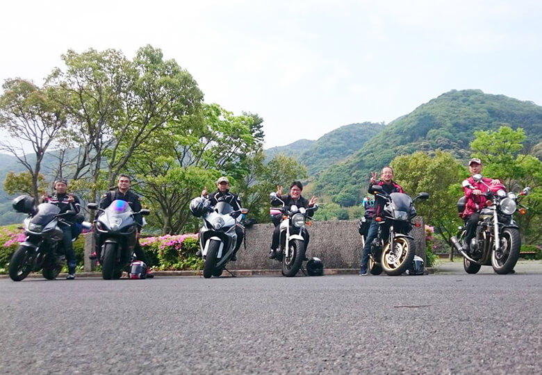 バイク好きが集まって、“ダム”までバイクツーリング！